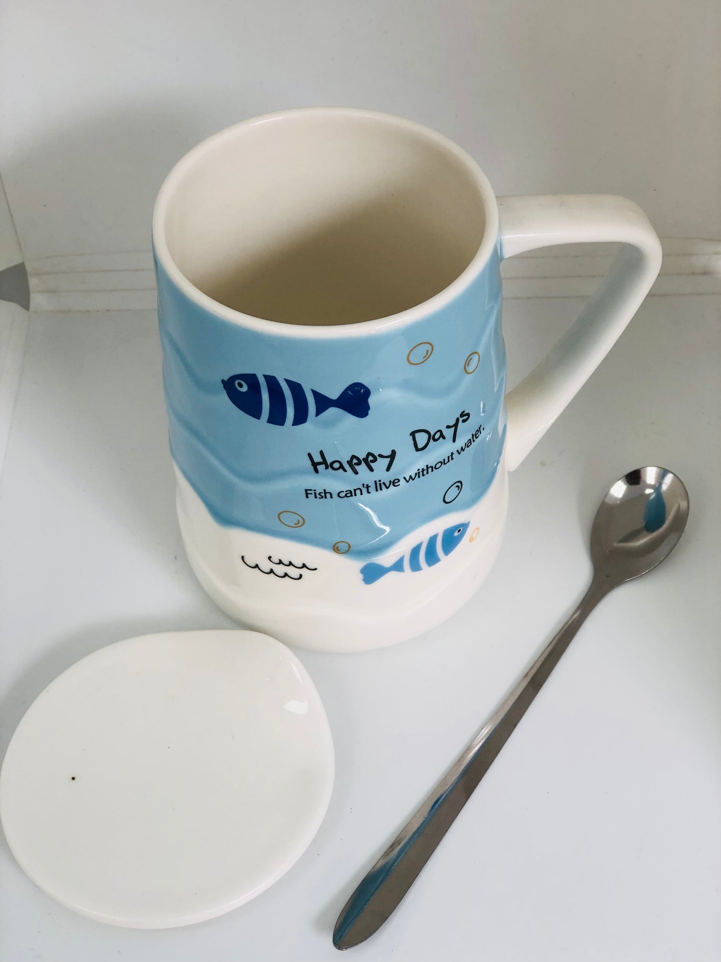 Ceramic fish mug with lid and spoon