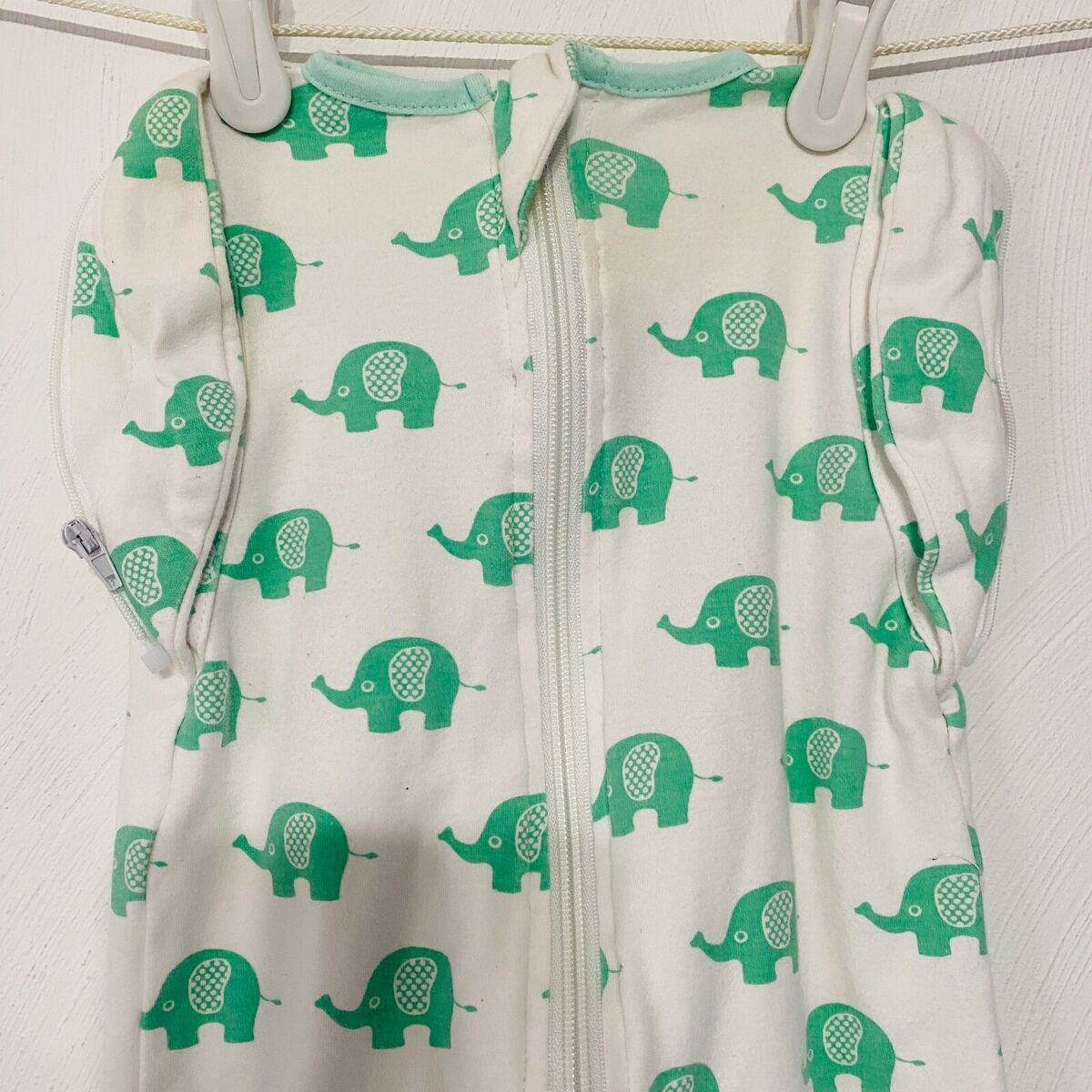 Cotton robe with couffle for baby