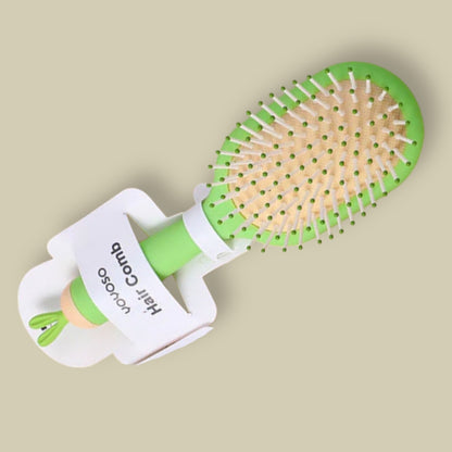 فرشاة شعر صغيرة ملونة